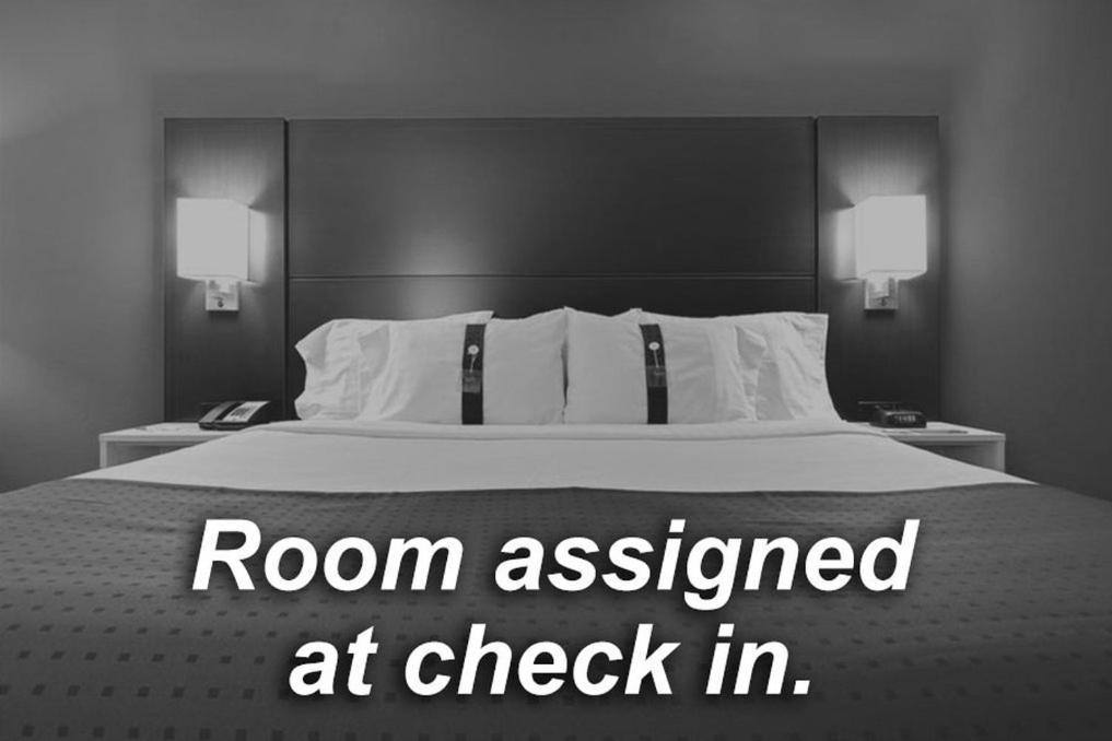 Holiday Inn Express Somerset By Ihg Екстер'єр фото