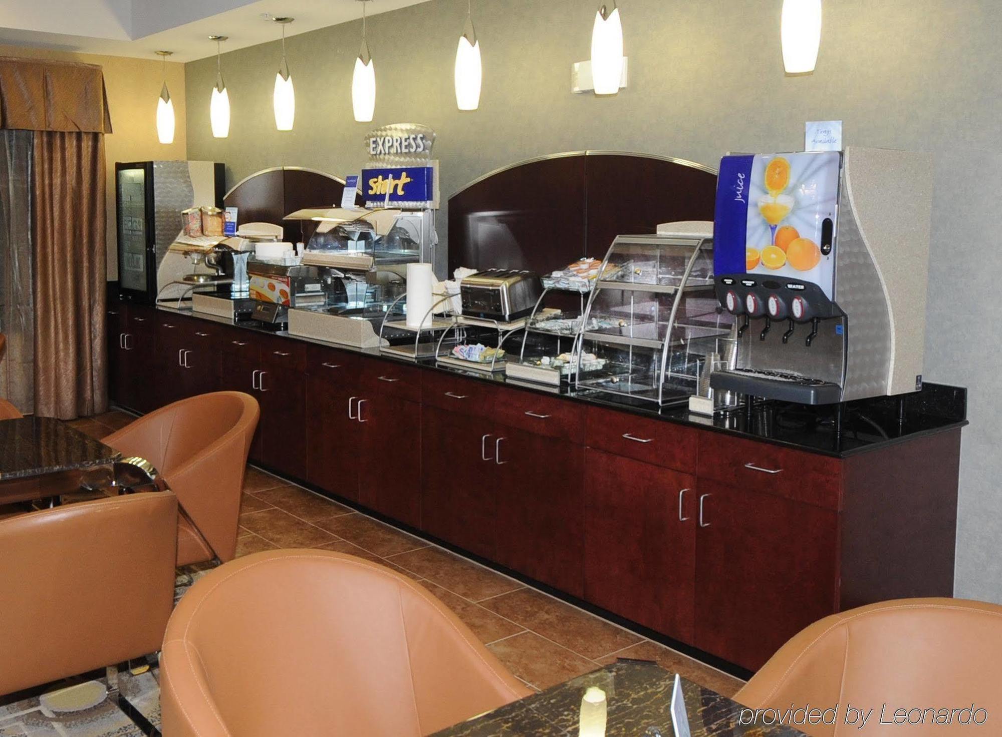 Holiday Inn Express Somerset By Ihg Екстер'єр фото